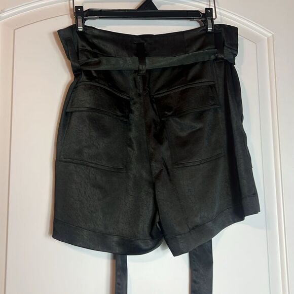 NWOT - SANCTUARY BLACK SATIN SILK HIGHWAISTED SHORTS - S - Picture 3 of 5